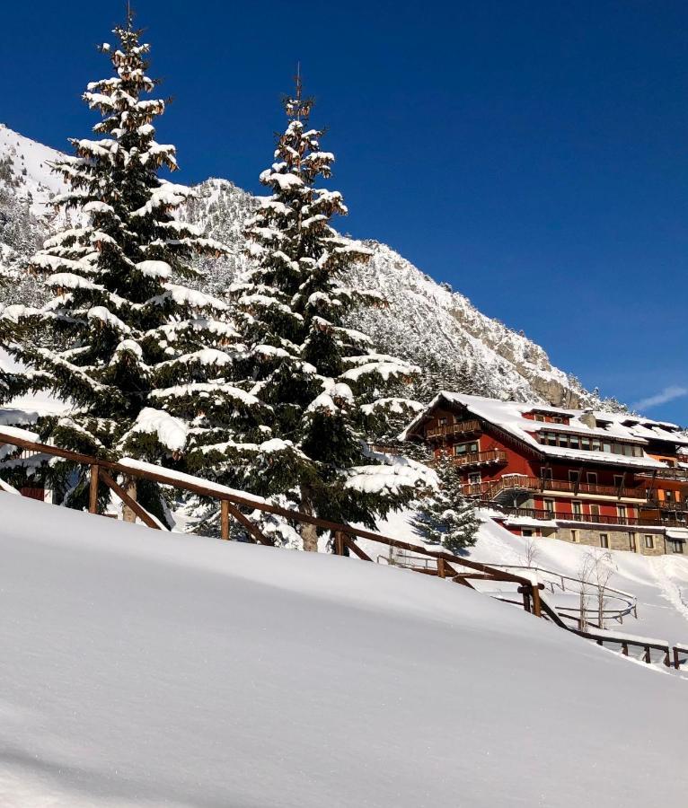 Hotel Piccolo Chalet Claviere Ngoại thất bức ảnh