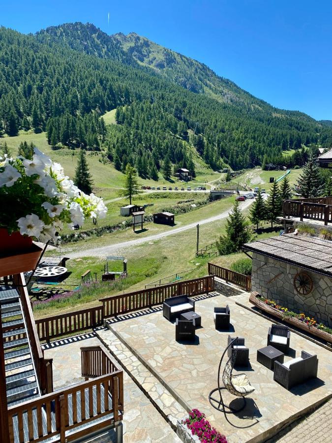 Hotel Piccolo Chalet Claviere Ngoại thất bức ảnh