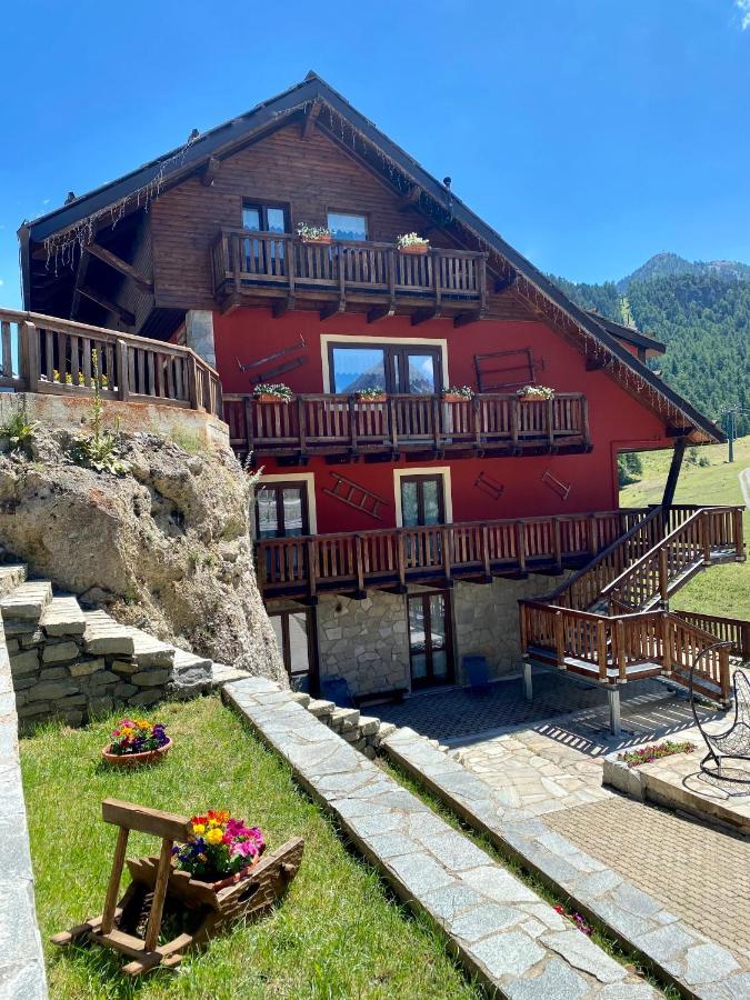 Hotel Piccolo Chalet Claviere Ngoại thất bức ảnh